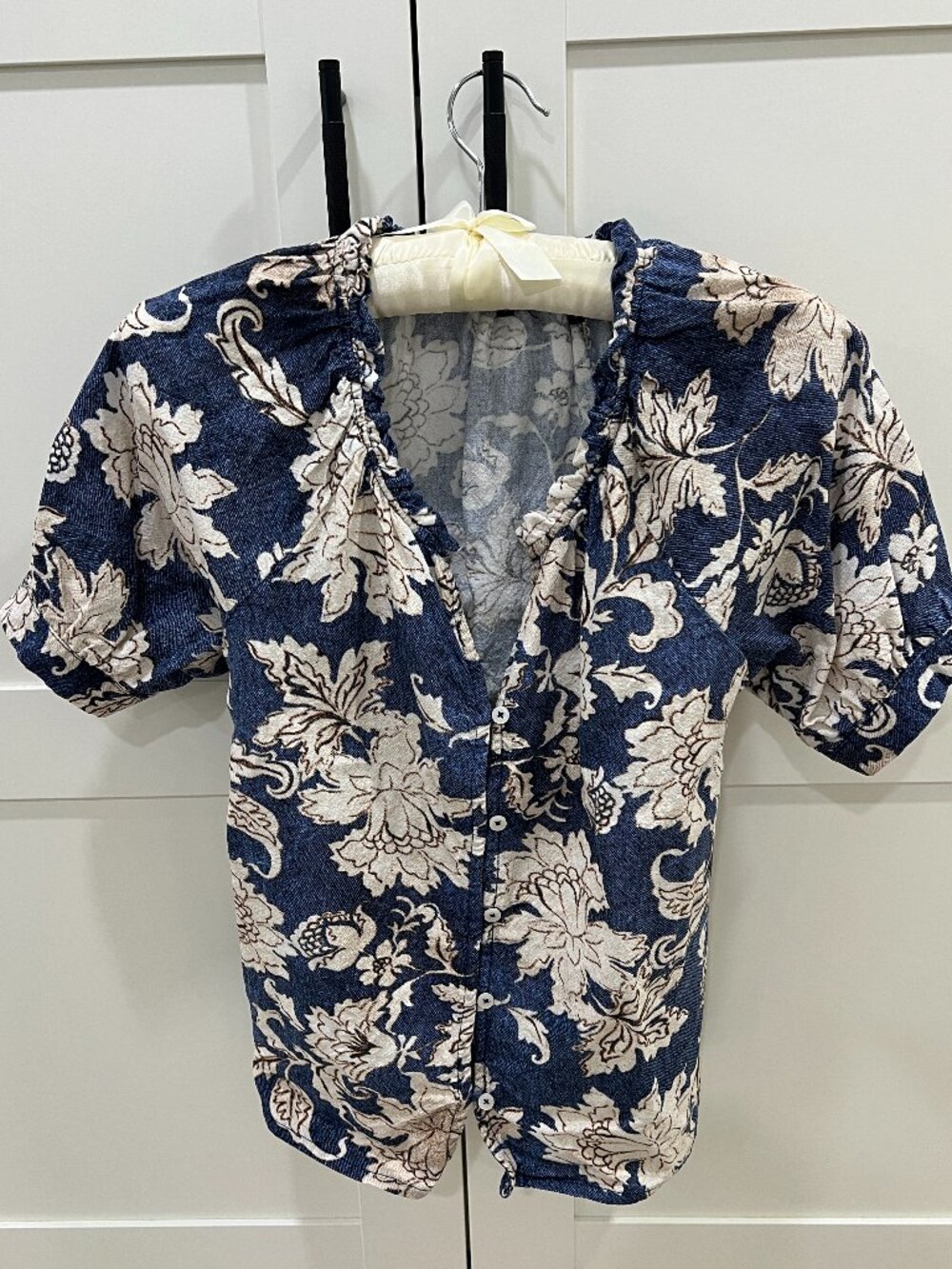 Badgley Mischka Floral Top